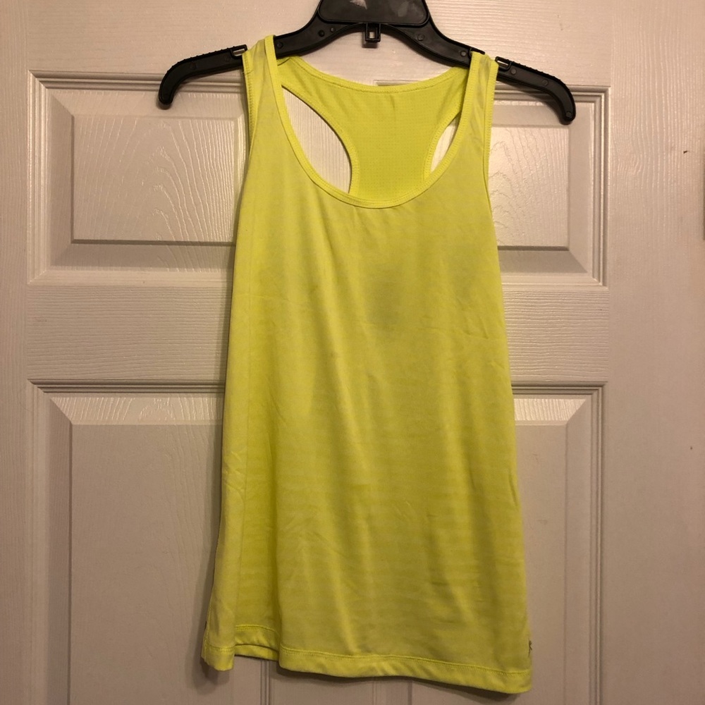 Danskin Now tank